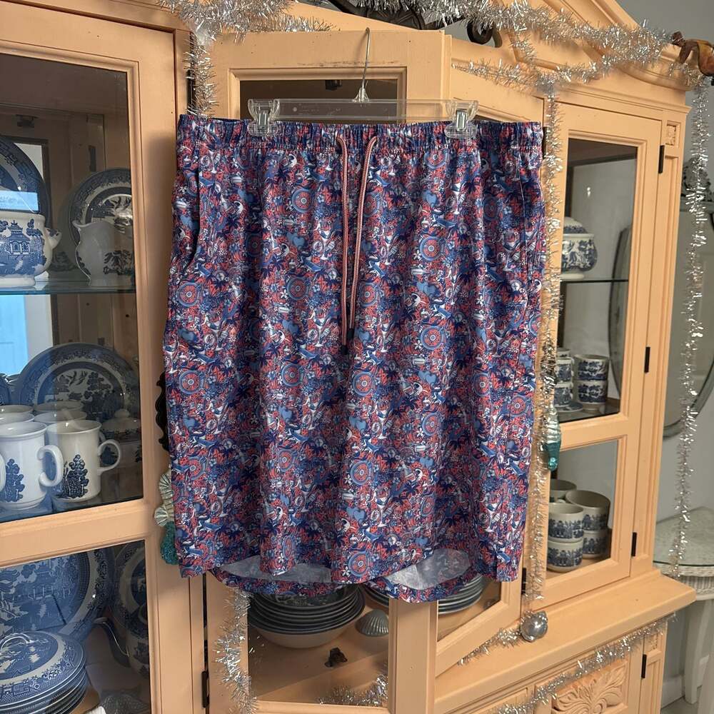 NWT Peter Millar Seaside Swim Trunks and coozi